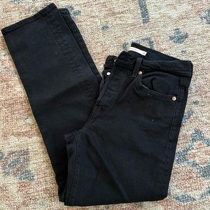 Levi’s wedgie straight size 26